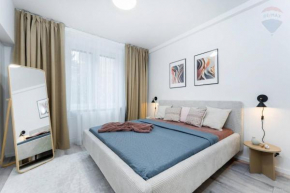 Stylish Apartment in the Old Town ~ Local Neighbourhood